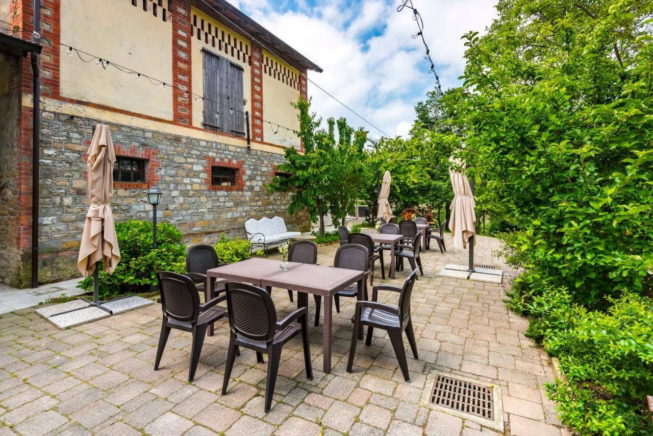 Agriturismo Il Salice Tizzano Val Parma Exterior foto